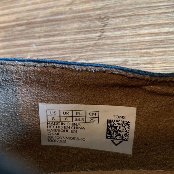 Toms Booties Suede Shaye Black Ankle Booties with Low Heel, size 8, NWT - Picture 6 of 8